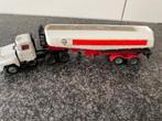 Corgi major 1152 mack truck , esso petrol tanker 1973, Ophalen of Verzenden, Zo goed als nieuw, Bus of Vrachtwagen, Corgi