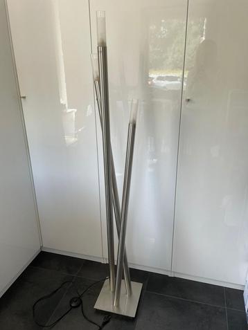 Lucide vloerlamp beschikbaar voor biedingen