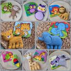 Gehaakte knuffels met bijpassend kartonboekje, Ophalen of Verzenden, Nieuw, Kraamcadeau