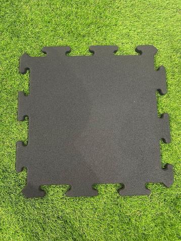 Sportvloer Puzzel Tegels 50 x 50 x 2cm Fijne structuur! beschikbaar voor biedingen