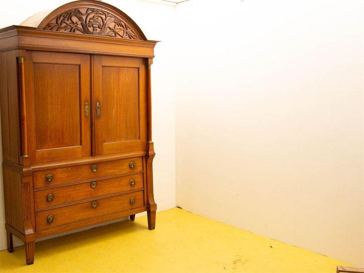 Antieke Drents cabinet kast 29742, Antiek en Kunst, Antiek | Meubels | Kasten, Ophalen of Verzenden