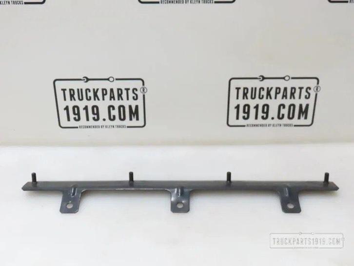 Scania Body & Chassis Parts Steun spatbord Scania, Auto-onderdelen, Vrachtwagen-onderdelen, Scania, Carrosserie en Plaatwerk, Gebruikt