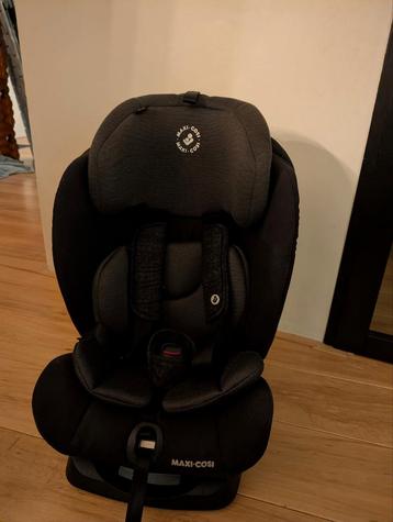 Maxi Cosi Titan nomad black beschikbaar voor biedingen
