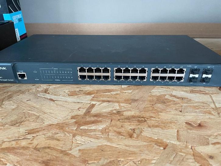 TP-Link TL-SG3424 24 ports gigabit manageble switch, Computers en Software, Netwerk switches, Gebruikt, Ophalen