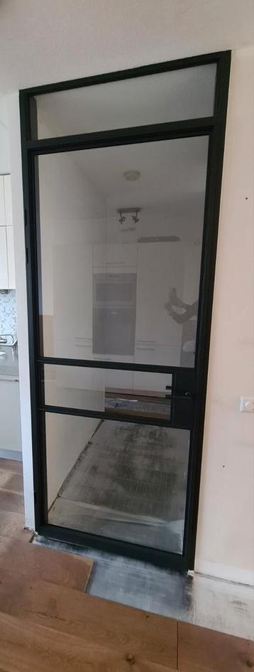 Zwarte aluminium/stalen opdekdeur, linksdraaiend 93x232cm beschikbaar voor biedingen