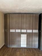Kledingkast 2,70 breed 2,40 hoog, Huis en Inrichting, Kasten | Kledingkasten, Ophalen, Zo goed als nieuw, 50 tot 75 cm, 200 cm of meer