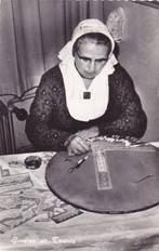Markelose Klederdracht. Kantklosen., Verzenden, Gelopen, Overijssel