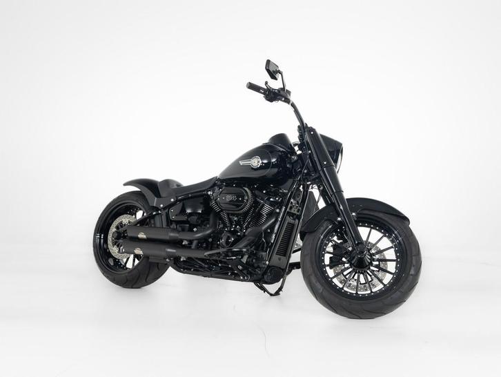 Harley-Davidson FLFBS Fat Boy 114 Vivid Black (bj 2022), Motoren, Motoren | Harley-Davidson, Bedrijf, Overig, meer dan 35 kW, ABS