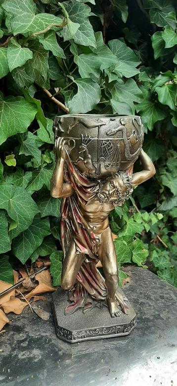 Atlas beeld - Decoratief en uniek! beschikbaar voor biedingen