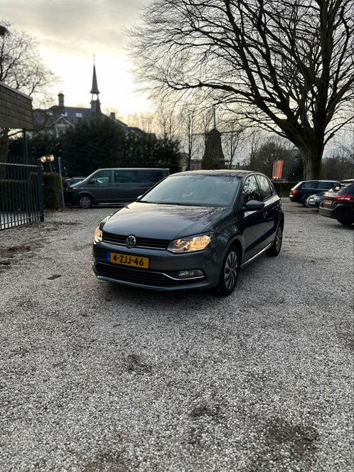 Volkswagen Polo 1.2 TSI 66KW 2015 Grijs Dealeronderhouden, Auto's, Volkswagen, Particulier, Polo, Benzine, B, Hatchback, Handgeschakeld