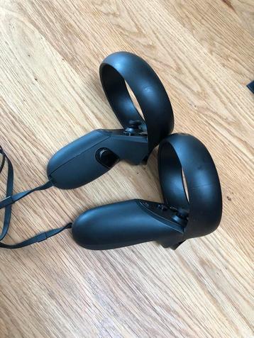 Oculus quest 1 64 gb VR headset, controllers beschikbaar voor biedingen
