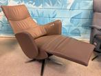 Luxe uitvoering Gealux sta op stoel relaxfauteuil