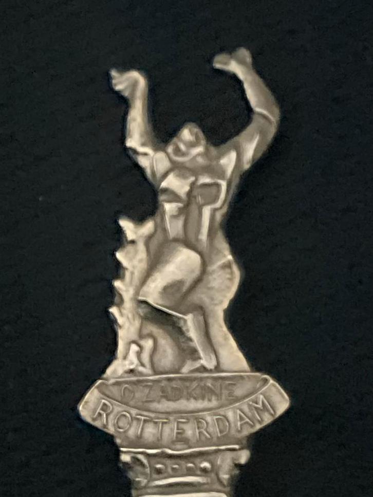 Lepeltje uit Rotterdam, Antiek en Kunst, Antiek | Bestek, Ophalen of Verzenden