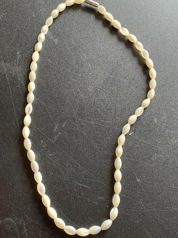 Collier met zoetwater parels beschikbaar voor biedingen
