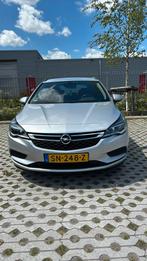 Opel Astra 1.0 Turbo 77KW Sports Tourer AUT 2018 Grijs, Auto's, Opel, 1178 kg, 620 kg, Origineel Nederlands, Stationwagon