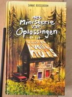Het Ministerie van Oplossingen - Sanne Rooseboom, Ophalen of Verzenden, Zo goed als nieuw, Fictie