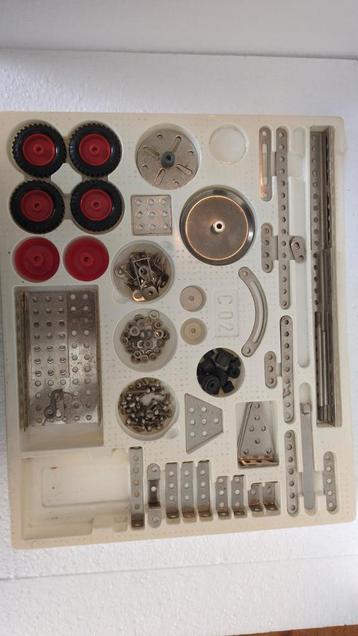 Vintage Meccano Set - Onderdelen voor Verzamelaar beschikbaar voor biedingen