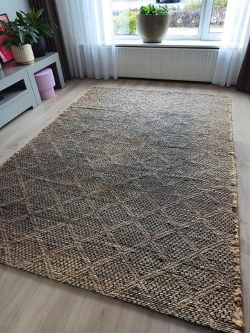 Vloerkleed 2x3m - Binnen/Buiten. T.e.a.b. beschikbaar voor biedingen