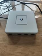 Ubiquiti UniFi Security Gateway USG, Computers en Software, Routers en Modems, Ophalen, Zo goed als nieuw, Router, Ubiquiti