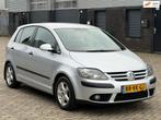 Volkswagen Golf Plus 1.4 Turijn AIRCO PDC TREKHAAK Nieuw APK, Auto's, Volkswagen, Stof, Gebruikt, 4 cilinders, Bedrijf