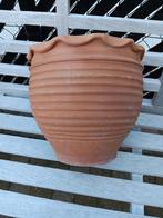 Oude terra cotta pot, Ophalen, Zo goed als nieuw