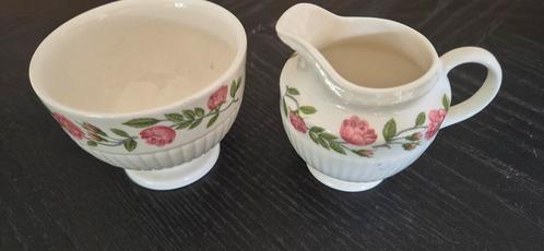 Suikerpotje & melkkannetje Wedgewood Rosalind, Huis en Inrichting, Keuken | Servies, Zo goed als nieuw, Overige typen, Wedgwood