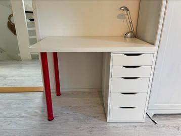 Bureau met lades - Ikea beschikbaar voor biedingen