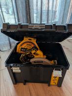 Dewalt cirkelzaag DCS570N, Doe-het-zelf en Verbouw, Gereedschap | Zaagmachines, Ophalen, Cirkelzaag, DeWalt, Zo goed als nieuw