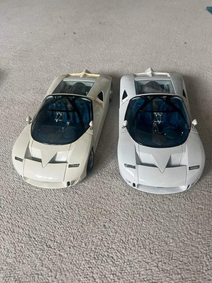 Modelauto 1:18 Ford GT 90 (2) zie omschrijving en foto’s, Hobby en Vrije tijd, Modelauto's | 1:18, Zo goed als nieuw, Auto, Maisto