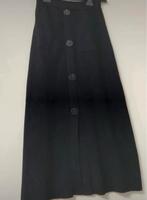 Zwarte rok met knopen winterrok  maat S (nieuw), Kleding | Dames, Rokken, Ophalen of Verzenden, Nieuw