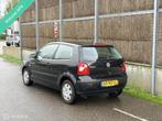 Volkswagen Polo 1.4-16V airco/cruise/nieuweapk, Auto's, Voorwielaandrijving, Gebruikt, 4 cilinders, Zwart