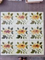 35 antieke wandtegels, gele roos in relief, 14.9x14.9 cm, Antiek en Kunst, Ophalen