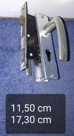 Binnendeursloten + Deurbeslag - diverse soorten sleutels, Doe-het-zelf en Verbouw, Hang- en Sluitwerk, Ophalen of Verzenden, Zo goed als nieuw