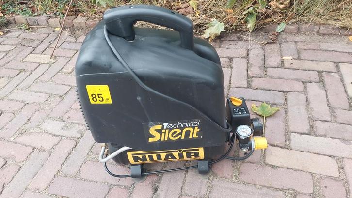 Nuair Technical Silent Compressor 6 L. 8,3 bar, Doe-het-zelf en Verbouw, Compressors, Gebruikt, Minder dan 6 bar, Minder dan 25 liter