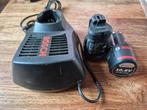 Bosch Accu Lader + 2 Accu's, Ophalen of Verzenden, Gebruikt