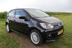 Volkswagen Up! 1.0 high up! BlueMotion|Bluetooth|Cruise|1ste, Voorwielaandrijving, Euro 5, Stof, Gebruikt