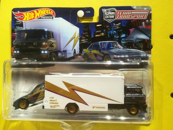 Nissan Silvia (S13)&Sakura Sprinter Hot Wheels TeamTransport, Hobby en Vrije tijd, Modelauto's | Overige schalen, Nieuw, Auto