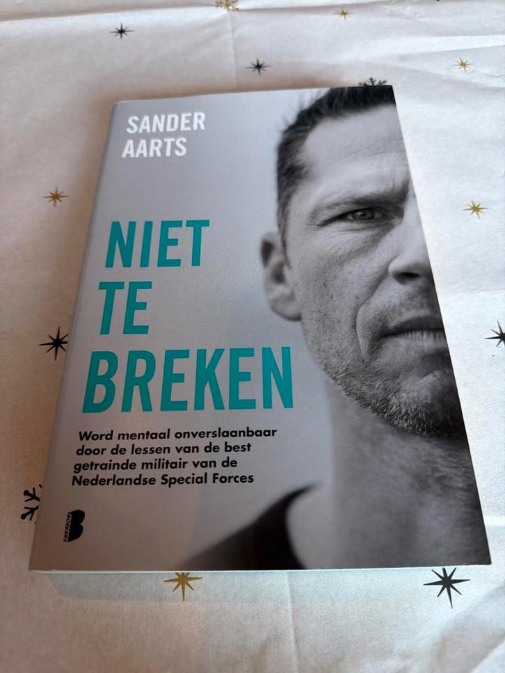 Sander Aarts - Niet te breken, Boeken, Oorlog en Militair, Zo goed als nieuw, Ophalen of Verzenden