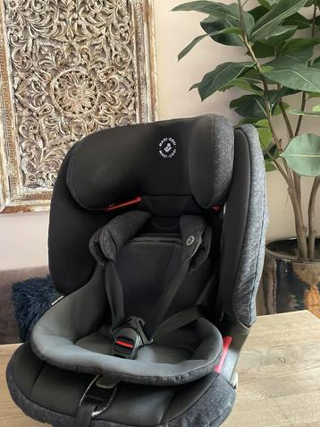Maxicosy titan pro isofix autostoel beschikbaar voor biedingen