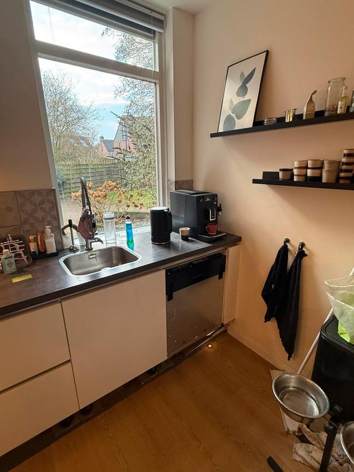 Keuken met pelgrim apparatuur, Huis en Inrichting, Keuken | Complete keukens, Gebruikt, Hoekkeuken, Wit, Greeploos, Ophalen