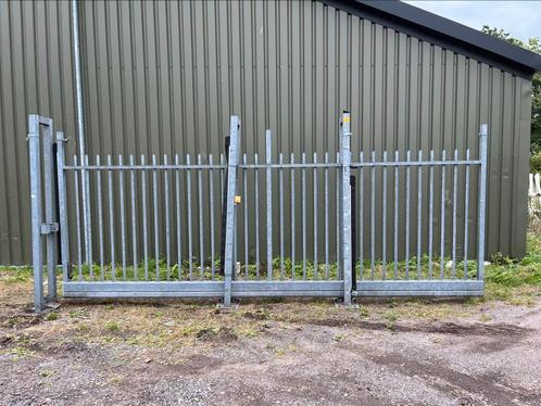 Compacte vrijdragende schuifpoort gegalvaniseerd, elektrisch, Tuin en Terras, Tuinhekken en Hekwerk, Zo goed als nieuw, Spijlenhekwerk