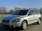 Volvo V50 V50 1.8 2006 MET GERVISEERDE MOTOR GEEN OLIE VERBR, Voorwielaandrijving, 65 €/maand, 125 pk, Zwart