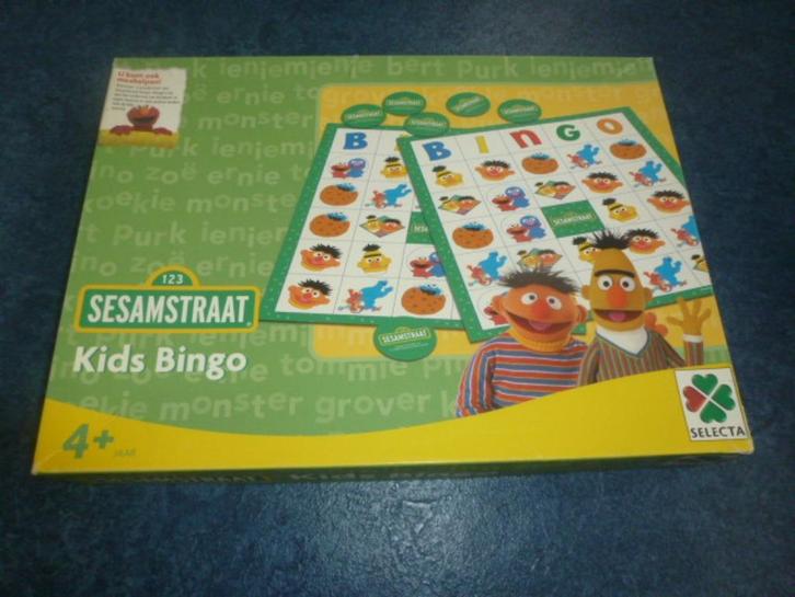 zo goed als nieuw KIDS bingo van SESAMSTRAAT, Hobby en Vrije tijd, Gezelschapsspellen | Bordspellen, Zo goed als nieuw, Een of twee spelers
