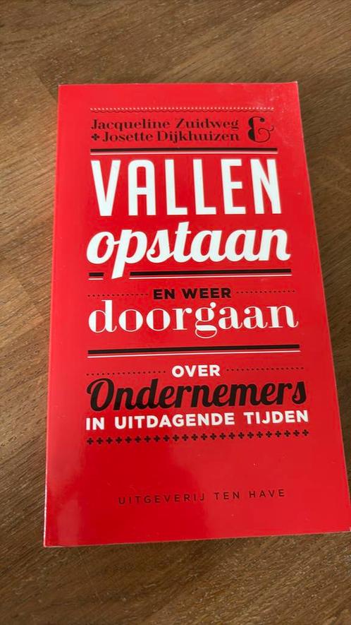 Jacqueline Zuidweg - Vallen, opstaan en weer doorgaan, Boeken, Wetenschap, Zo goed als nieuw, Ophalen