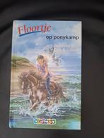 Floortje op ponykamp paarden leesboek 8+ Kluitman, Ophalen of Verzenden, Zo goed als nieuw