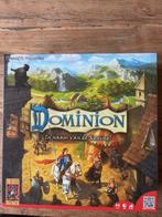 Dominion – in de naam van de koning *NIEUW, Hobby en Vrije tijd, Gezelschapsspellen | Bordspellen, Ophalen of Verzenden, Nieuw