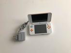 New Nintendo 2DS XL - Oranje/Wit - Inclusief Oplader, Spelcomputers en Games, Ophalen of Verzenden, Gebruikt, 2DS
