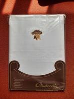 Cinderella damast tafelkleed (nieuw), Huis en Inrichting, Tafelkleden, Ophalen of Verzenden, Nieuw, Rechthoek