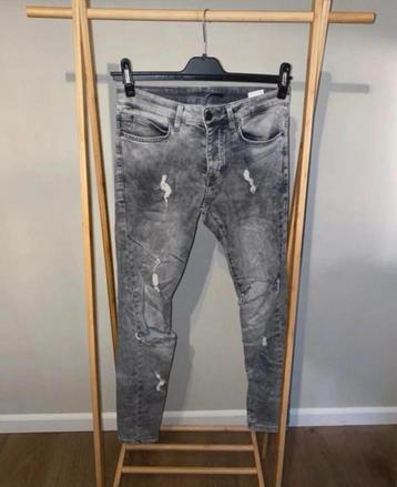 Ashes to dust jeans beschikbaar voor biedingen