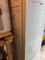 Gratis Lelijke Koelkast met diepvries A+++, Zonder vriesvak, 200 liter of meer, Zo goed als nieuw, 160 cm of meer